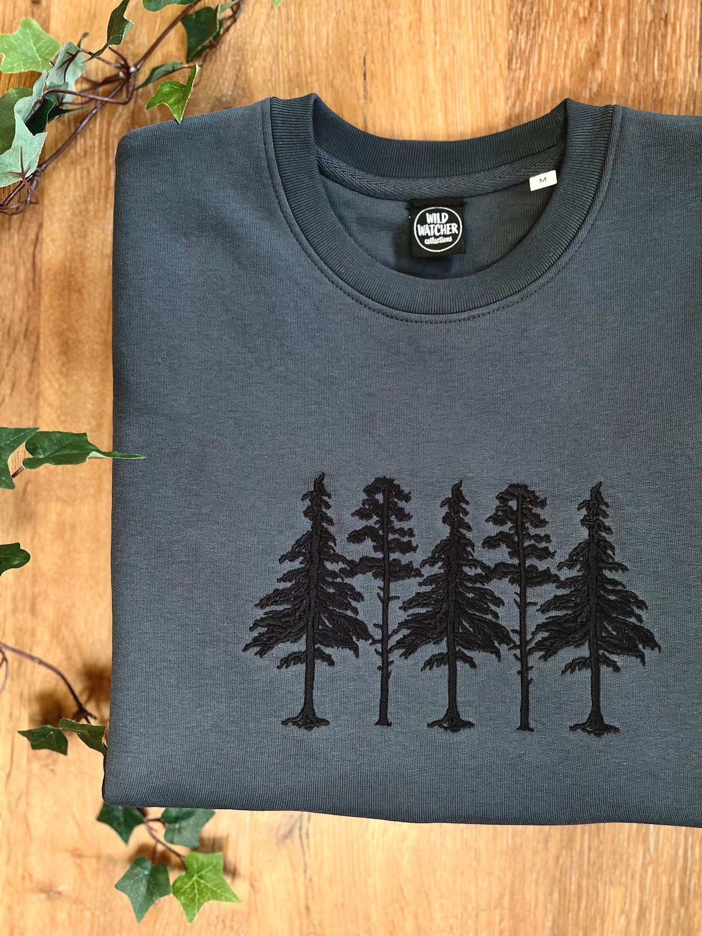 Tree’s & Fern Embroidered Sweatshirt