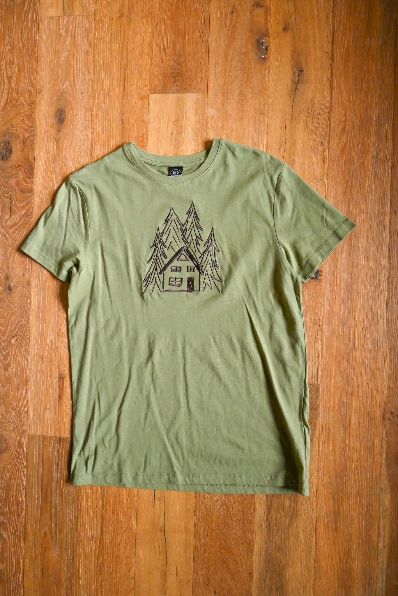 SIZE M UK 12-14 Cabin in the Forest Organic Cotton T-shirt
